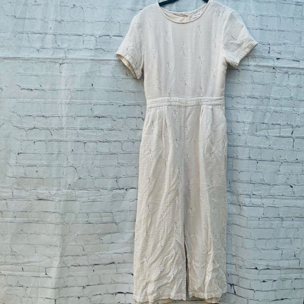 Mod Ref Linen Floral Jumpsuit – Size Small